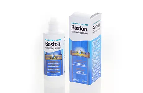 Flaske med Boston Advance Conditioning Solution kontaktlinsevæske