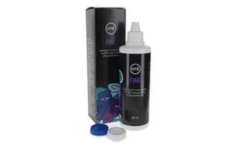 Flaske med OTÉ FINE kontaktlinsevæske